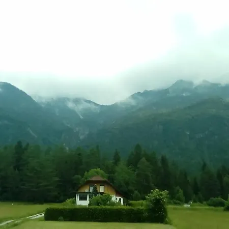 Casa de hóspedes Tirol